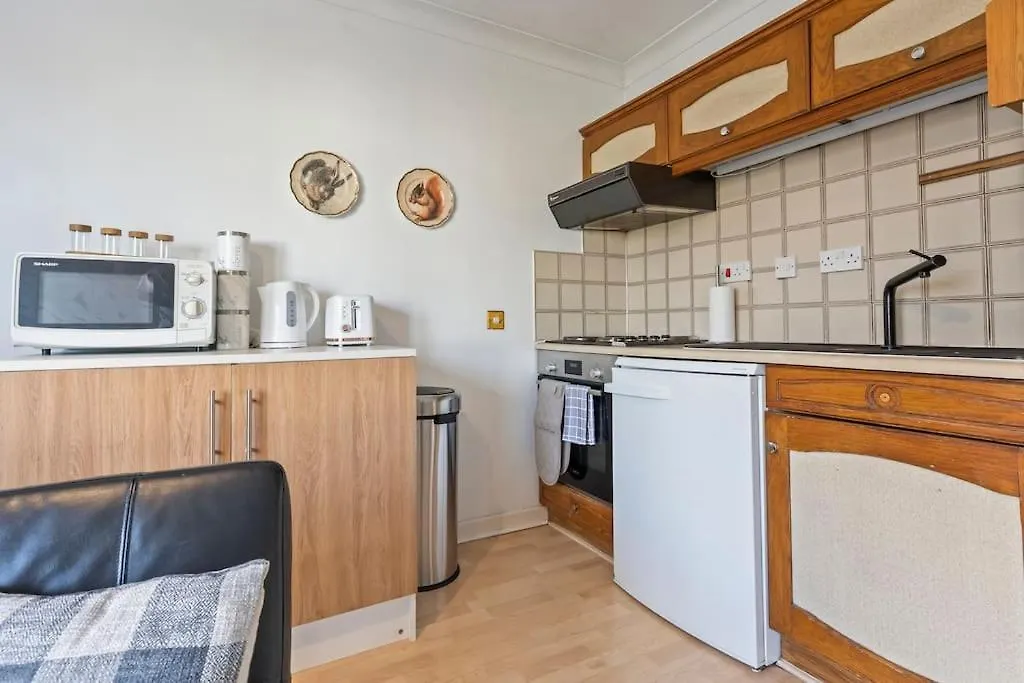 1-Bedroom Apartment With Free Private Parking - Canary Wharf London 0*,  United Kingdom